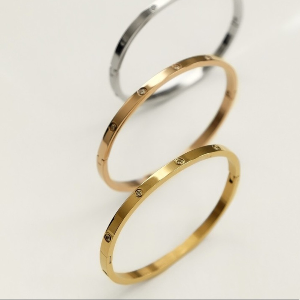 Zirconia Bangle Bracelet | Gold Plated Stainless Steel ( Rose Gold , Gold) - Picture 3 of 7